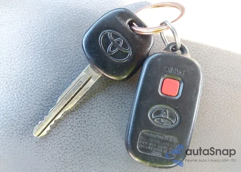 2003 Toyota Camry Xle V6 from USA, damaged, VIN 4T1BF30KX3U039715